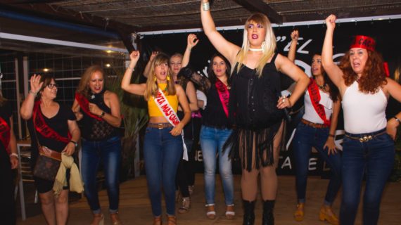 Organizar despedida en Punta Umbría – Pack completo 75 €