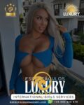 Stripper en Barcelona para Cumpleaños con chica rubia pechos grandes