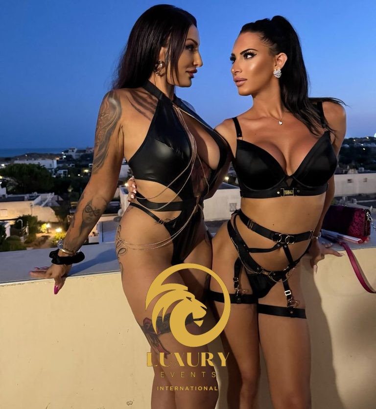 Stripper para Despedida de Soltero desde 150 € | Shows 2026 España y Portugal 4 Doble show de strippers en fiesta privada